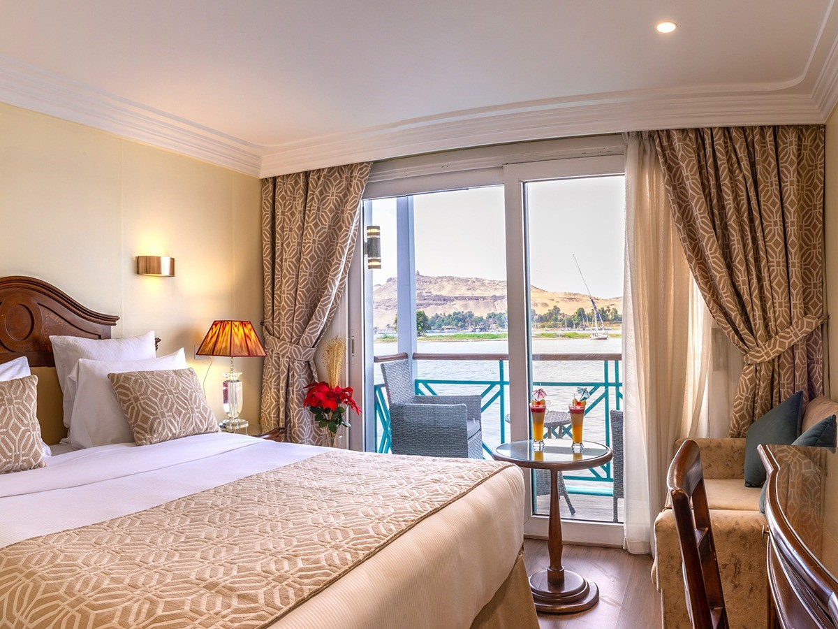 4 Days Moon Cruise from Aswan to Luxor on Sonesta Moon Cruise